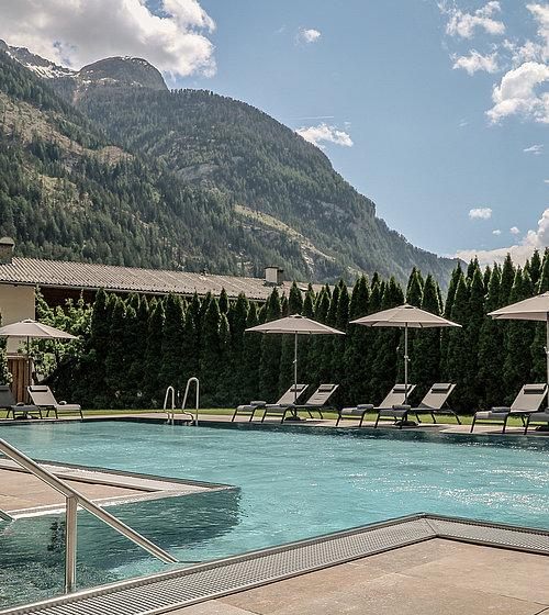 outdoor.POOL
